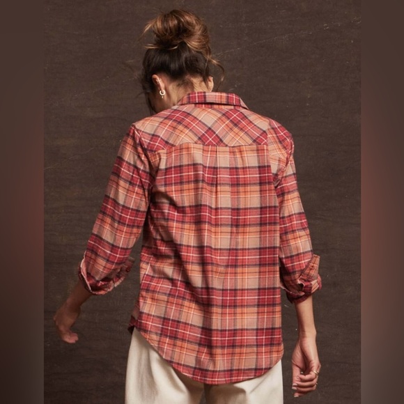 Soft NWT Plaid Shirt - Picture 3 of 5